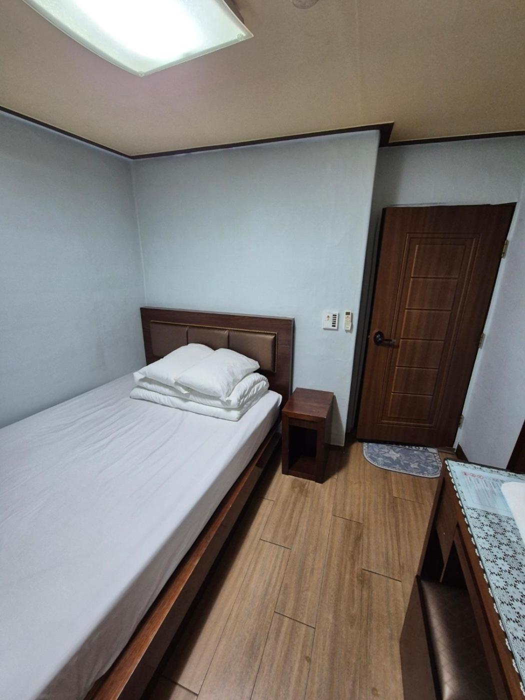 Joyful Stay Seoul Eksteriør bilde