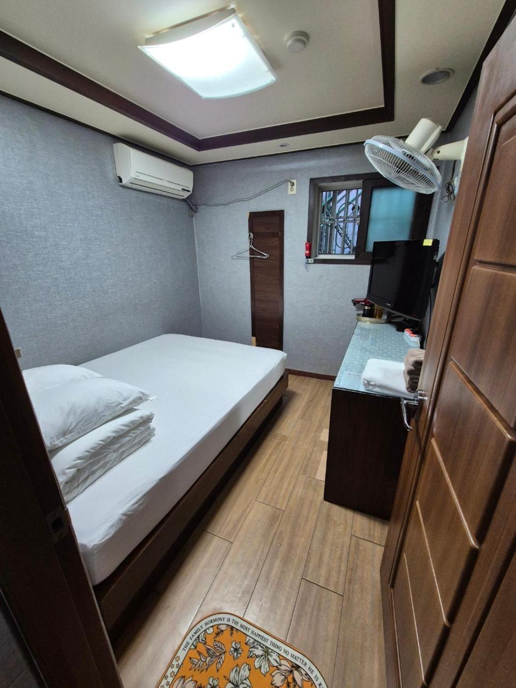Joyful Stay Seoul Eksteriør bilde